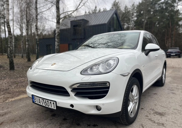Porsche Cayenne cena 114000 przebieg: 162200, rok produkcji 2014 z Białystok małe 466